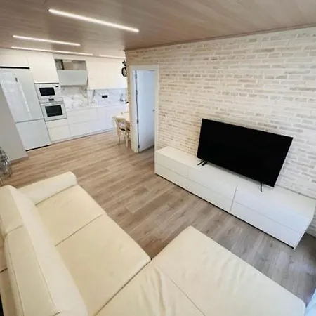 Fantastic Larimar New Apartment